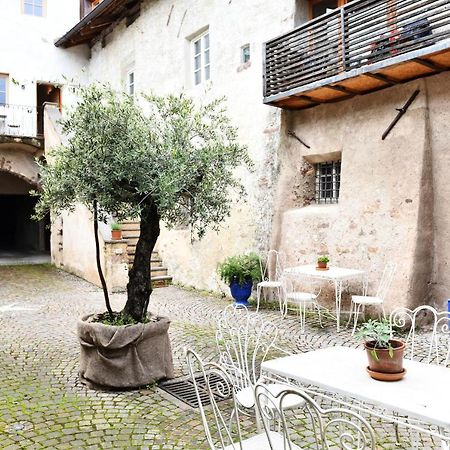 Ansitz Jenner Apartment Appiano Sulla Strada Del Vino Luaran gambar